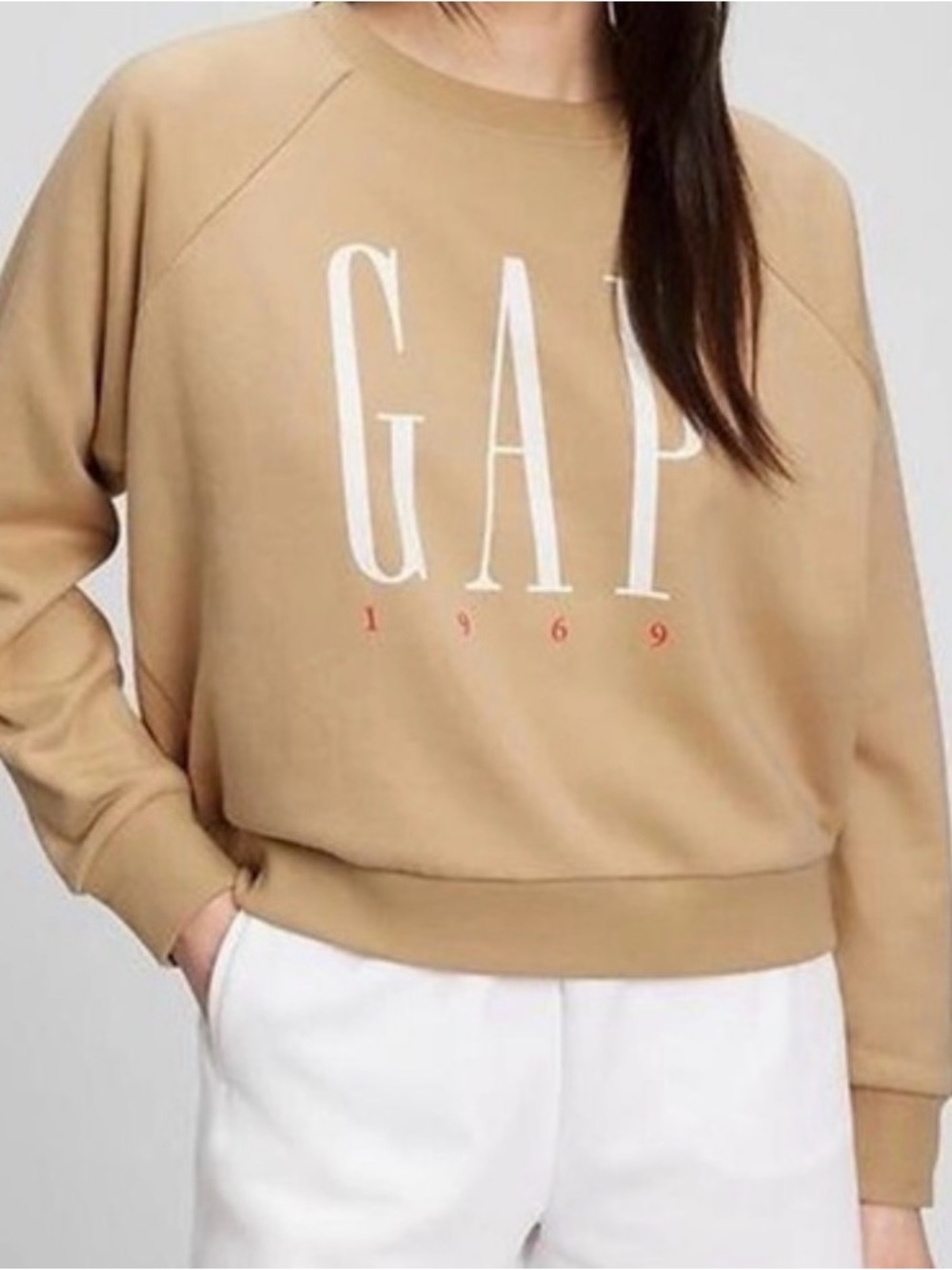 GAP Women's Tan Logo Crewneck Sweatshirt